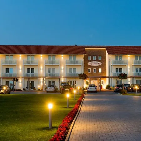 Hotel Komforthotel Butjadinger Tor 4*